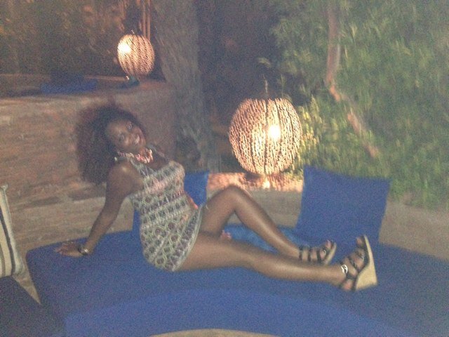 Follow me et tu comprendras quel type de personne je suis!!!!en tout cas.....