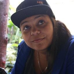 Ela é quase perfeita. É só mudar quase tudo. Te amo ♥ /nii_oliveira