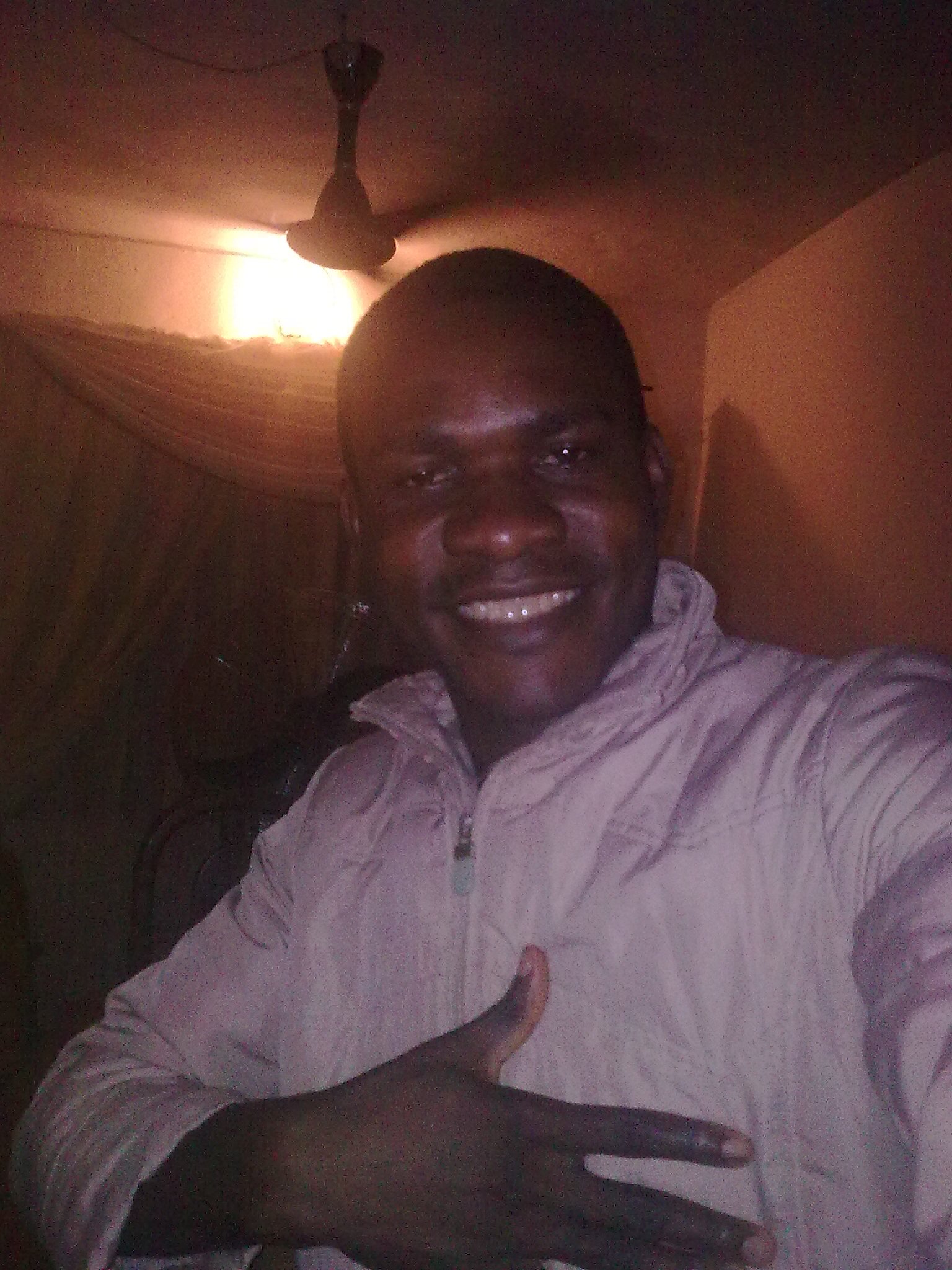 Blissnwazue's profile picture. Adventurous Investigative Journalist| Voice-Over Expert| Igbo-English, English-Igbo, Hausa-English Language Translator| Lover of Knowledge & Skills Enhancement.