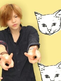 はじめまして 東京の中野住みです!!まだ始めたばかりですがよろしくお願いします!!夜働いていて今はホスト長です(＾ω＾)