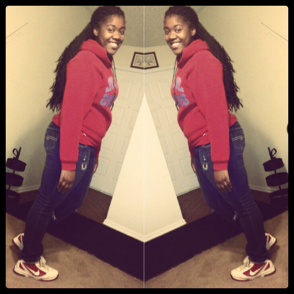 My name Kanisha Bess follow me I follow you. I been at it since 1996 and still at it #SkylineRaider #Classof2015 #Libra #Wrestling This is me