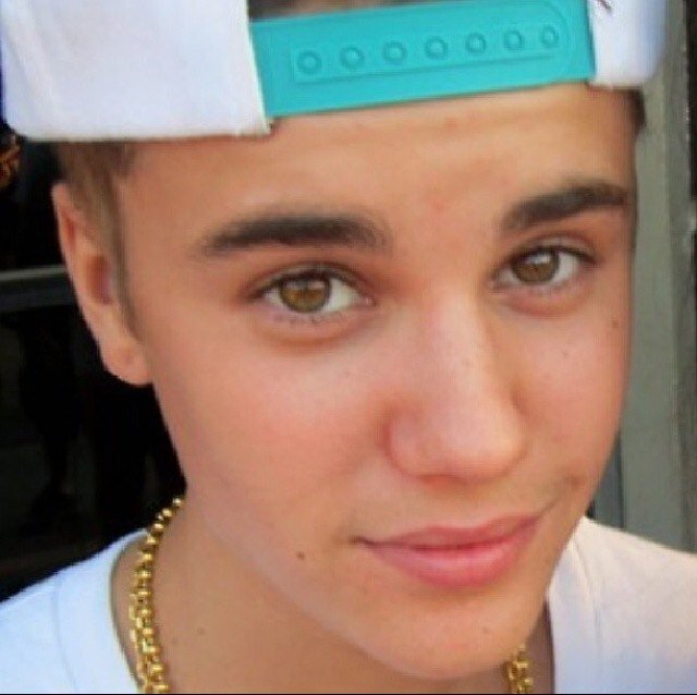 Follow my other account @kidrauhlmyidol6 plz thank you