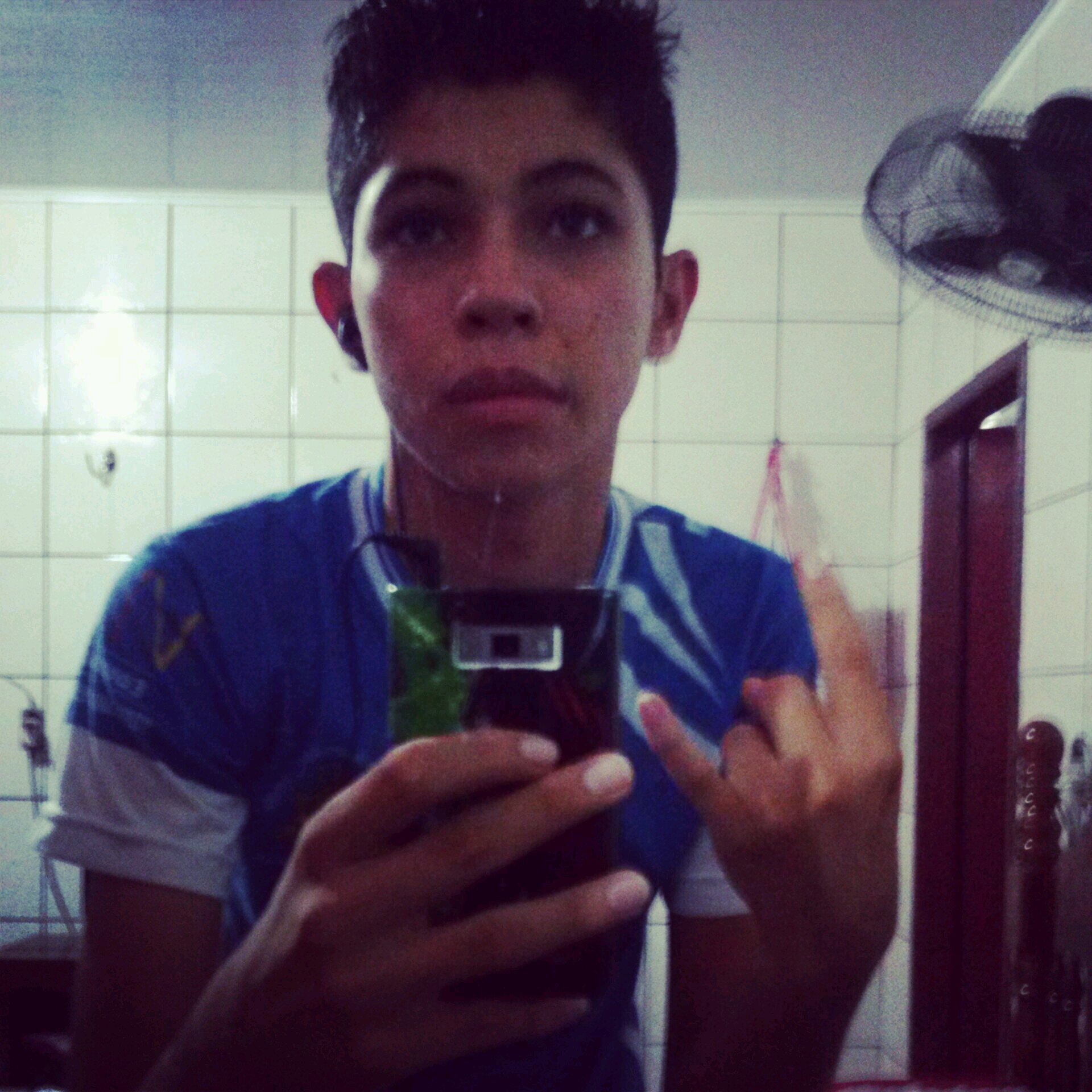 WhatsApp: 09882565966
Instagram: Isley_sil
Facebook: Isley Silva