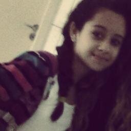 @selenagomez | @oi_sou_feia | @pqppreta