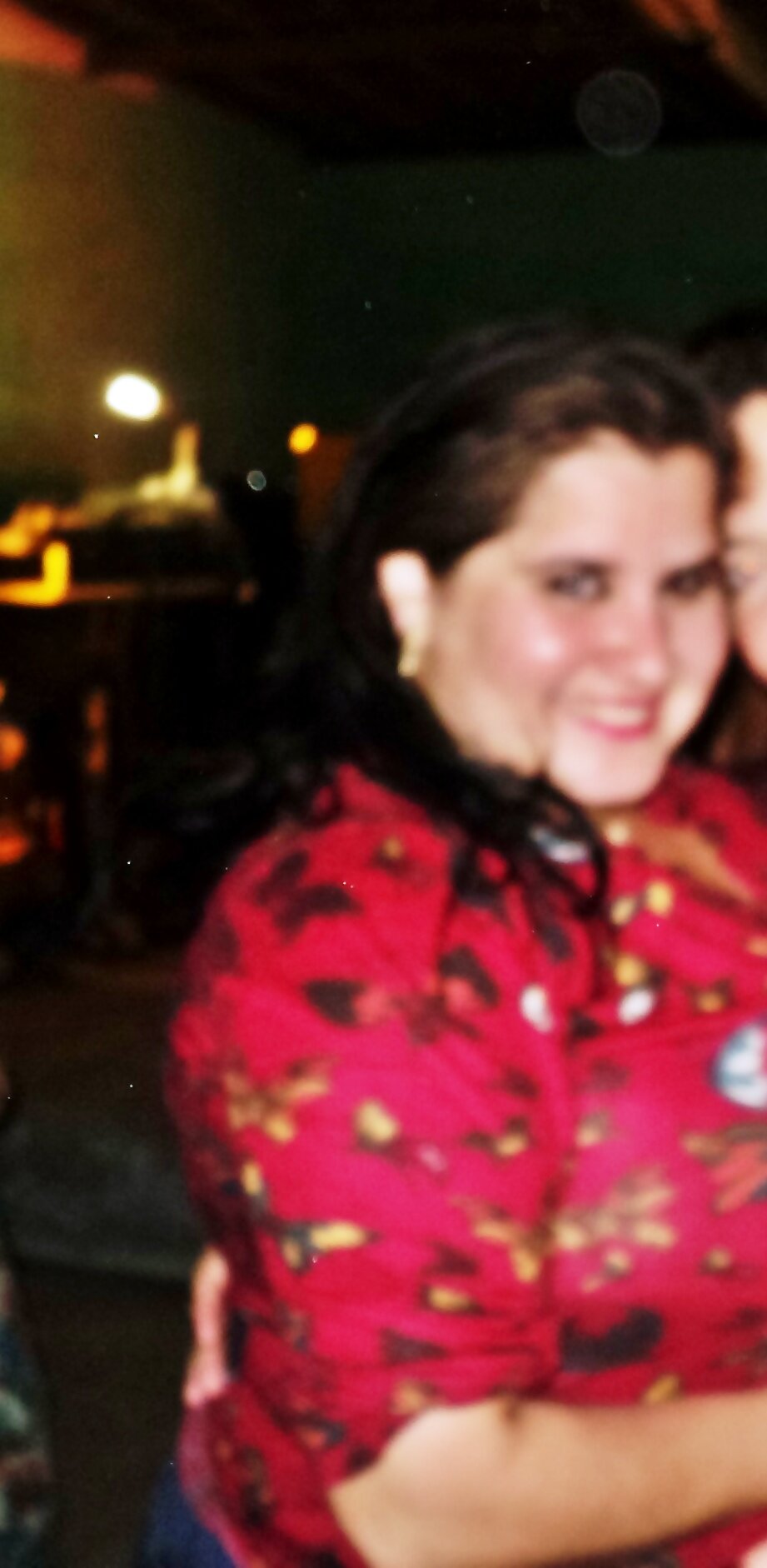 Estou com saudade de mim. Ando pouco recolhida, atendendo demais ao telefone, escrevo depressa, vivo depressa. Onde está eu? Preciso fazer um retiro espiritual