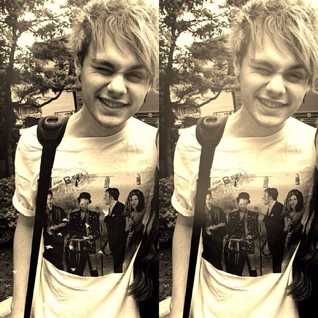 I know I shouldn't tell you but I just can't stop thinking of you