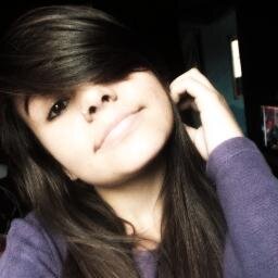 To no twitter pra falar bobagem se fosse pra falar de amor eu ia pro face ! u.u :3