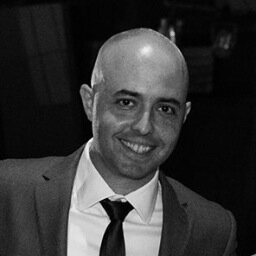 Digital marketer 👨🏻‍💻 Strategist 🤔 Former designer 👨🏻‍🎨and coder 🤖 Home chef 👨🏻‍🍳 Embarrassing father 👧🏻👦🏼 Drinker of delicious beer 🍺