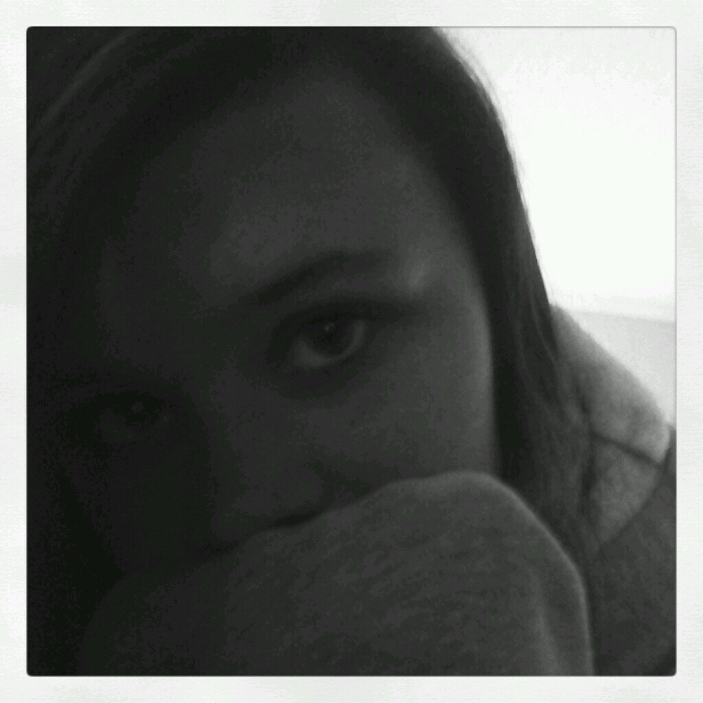 gdtungfffghjkngyjgrsfh