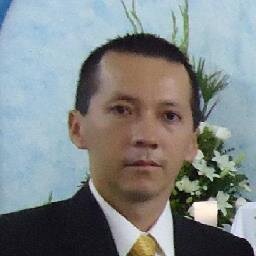 soy un chico alegre de buenos sentimientos me gusta respetar a la gente deseo conocer muchas amigas o algo mas mi whatsapp 0996508526