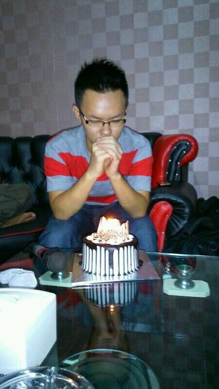 HarionoLee's profile picture. 