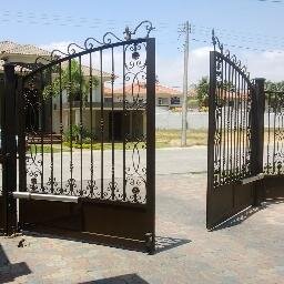 Motores puertas abatibles Motores puertas abatibles