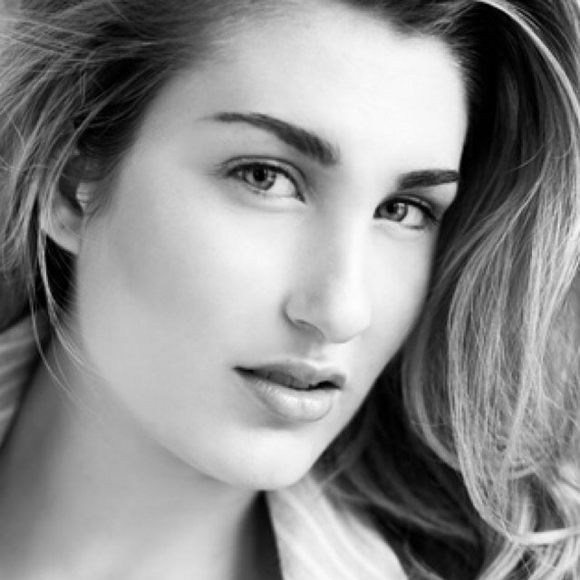Model at Panache Modelling Agency, 5'11, 19 years old, please follow me to help support my modelling career :)