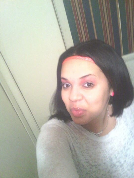 Imaa Boojie'Ass Bitch. BUT call me PEACHESS HxESS. Fqkk a #Team ,its all ABoutt MEE:) Hahaha*Trina Voice* Follow my Bestiee Bop @_ChARLiEExOxO .doe ;)