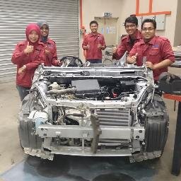Hey there ! We are UMP Auto Inspector from Universiti Malaysia Pahang. We are here to help you to keep your vehicles #fit2drive #UMPInspector