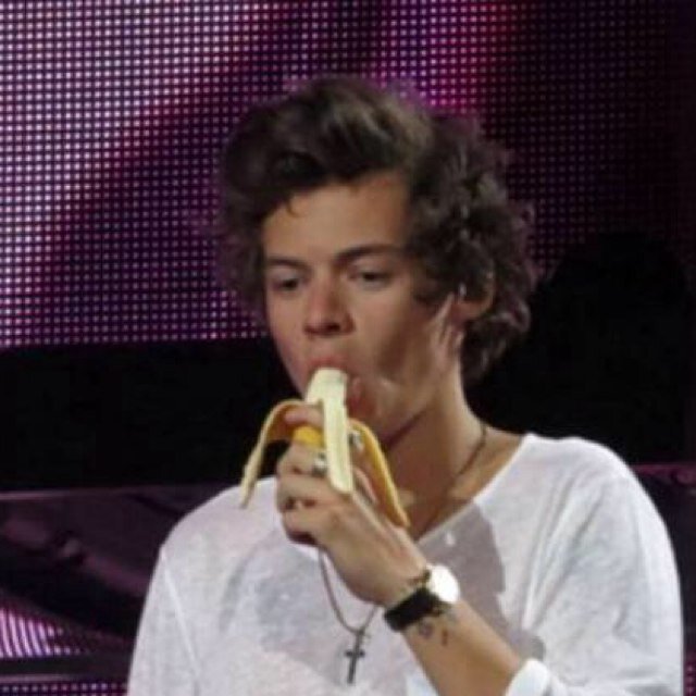 extraodinarryy2's profile picture. FOLLOW @sliceofharryy SHE GAVE YOU A FREE FOLLOW.