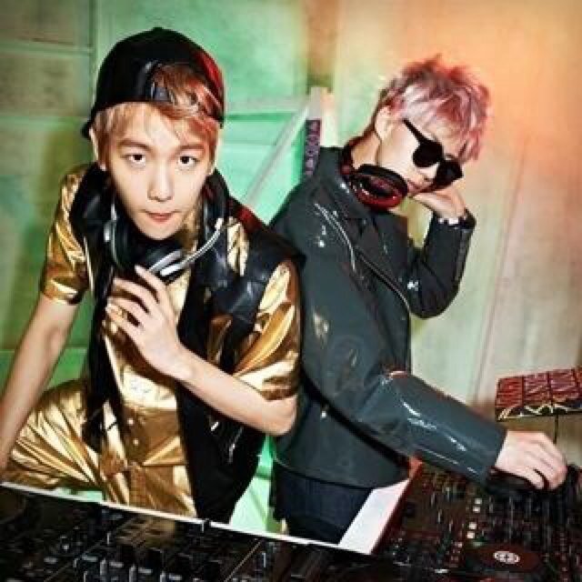 I am Phoom. I love K-POP. I love SISTAR, 2PM, EXO ,JJ,BEAST, WG, SNSD, BIGBANG, MISS A ,SJ,2NE1, B.A.P, AFTER SCHOOL,Baek A Yeon.