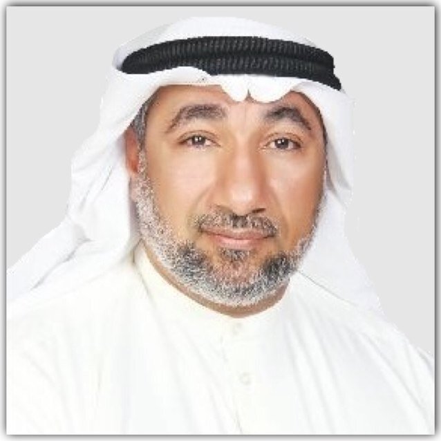 محمد عبدالله محمد طالب الفيلكاوي - رئيس مركز سوق المباركية - متخصص في الكشف على المواد الغذائية الفاسدة