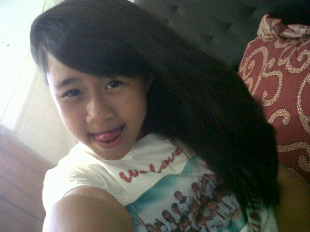 AdeliaRiesta02's profile picture. spalga balam