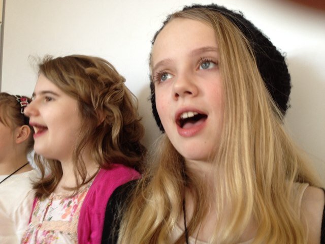 Children's Theatre School by industry professionals, on Sundays 2pm-5pm. Acting teacher currently in Les Miserables West End.