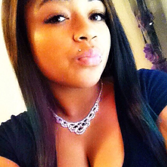 Follow Mee Onn Instagram ; @AdoreAnnaBeauty ;* .. Mixed , Lovely , Young &. Respectfull Lady/Women Hmu