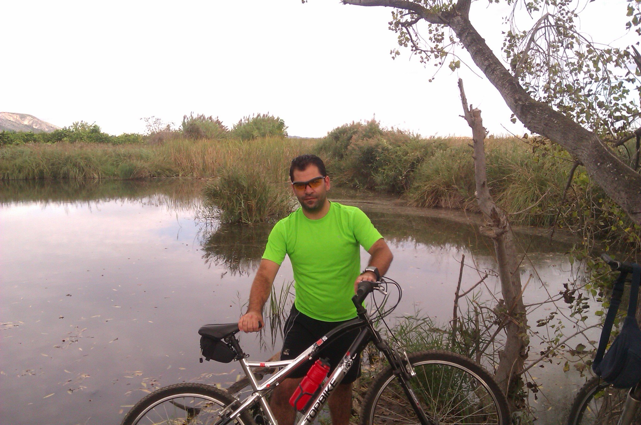 Fedriquet_CR's profile picture. Técnico Superior en Prevención de Riesgos Profesionales, 4° de RRLL y RRHH en la @UV_EG @FacSocialsUVEG ...sin protección para mi.