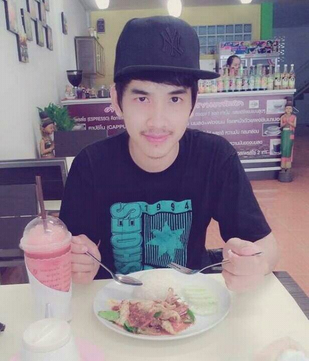 คงจะมีสาวซิงรออยู่ที่ดินแดนไดซักแห่ง #จีบได้แฟนไม่ได้เล่นทวิต