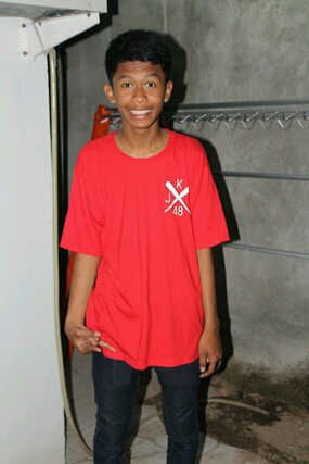 ini adalah asli akun Resmi FANSPAGE dennisLOVERS @dennisha7 #dennisLOVERS SHS 5 Karawang |X6|XI ips 2| :D