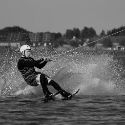 DeNNiS_9524's profile picture. 