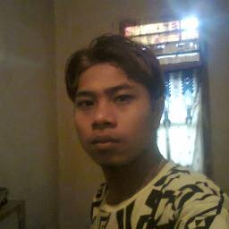 cescom1's profile picture. 