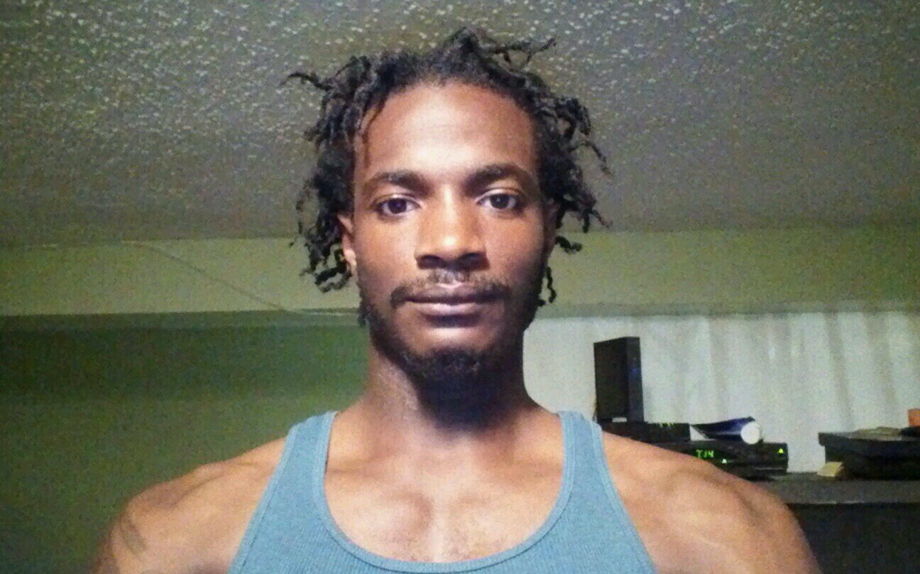 a humble hard working single father. all about that paper