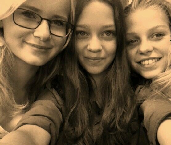 AH1K-swc-12 jaar-blond-love horses-love you xxx iris