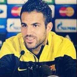 Jugador muy bueno y guapo!