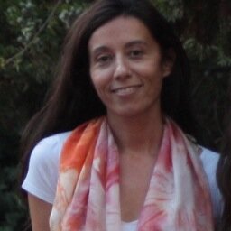 Periodista especializada en moda y viajes. 📕 Autora de “Historia del calzado. Emblema del poder y la seducción” (2024) Catarata.