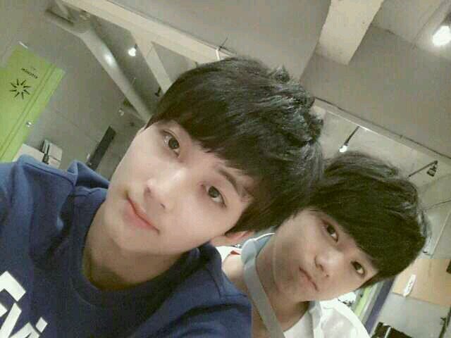 최고의가수 너만의관중. 러비스가응원해                              JUNGHAN FANPAGE LUVIS :: 러비스♡♡                     master twitt ID @hanluvis