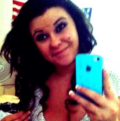 I'm a simple person who hides a thousand of mixed feelings behind the happiest smile :D