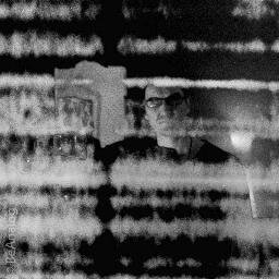 Passionate about analog photography. like=bookmark, FB: https://t.co/ifncz0dx3B Instagram: @alkalexis_i My french Twitter self is here: @Alkalexis