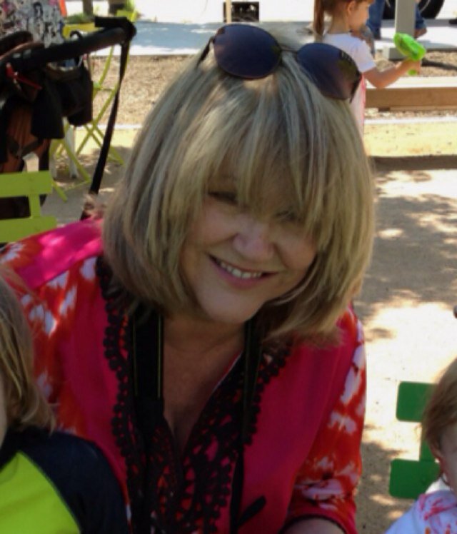 mom, granny, teacher, librarian, DIYer.