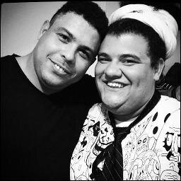 #TeamGominho