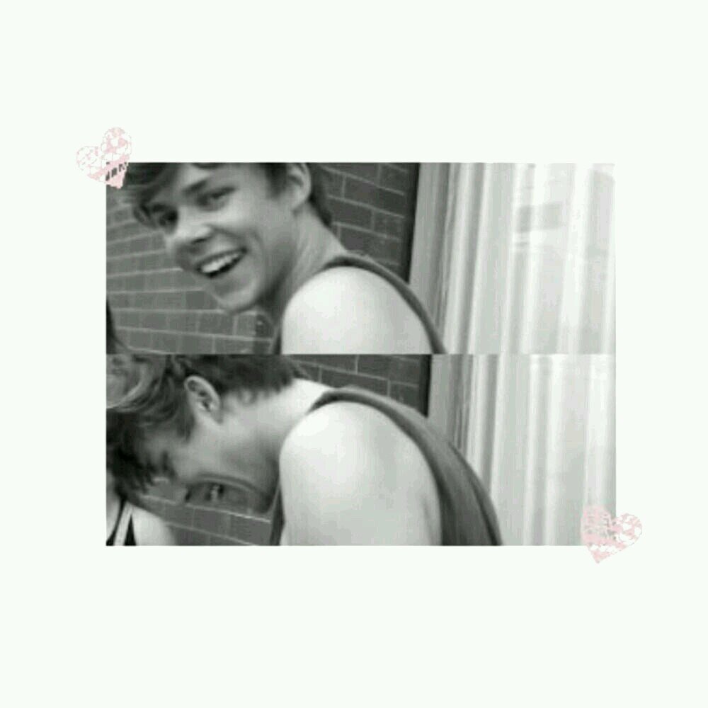 :-) gave you a free follow so follow @xrcticangels ily  :-)