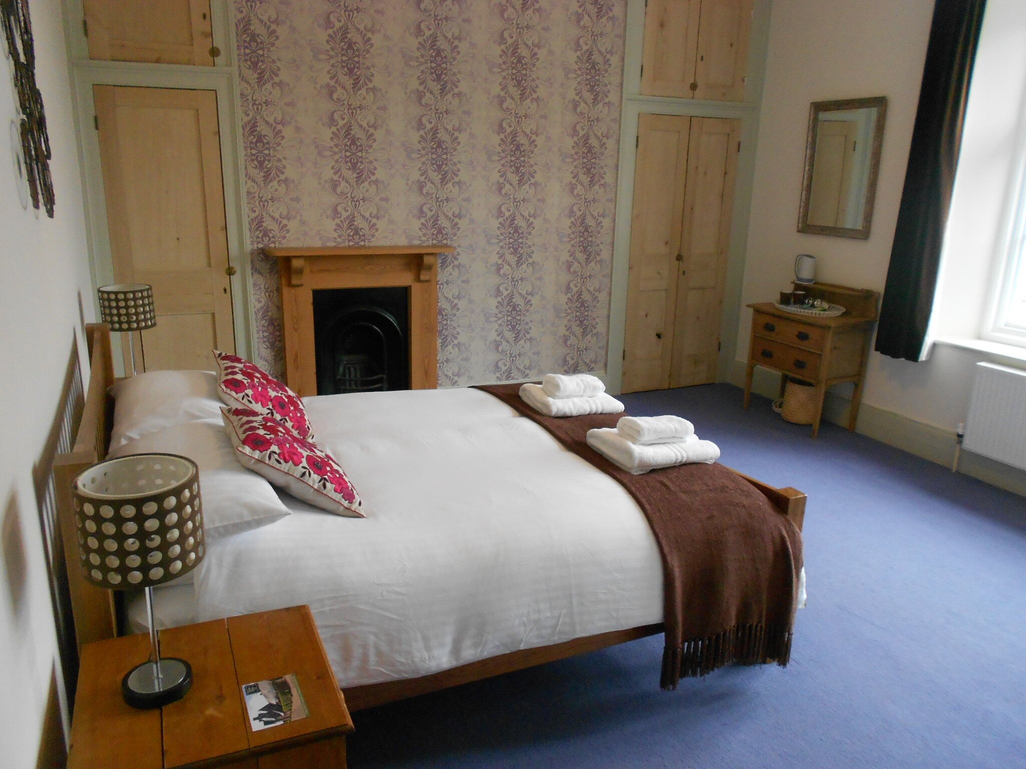 We're a B&B in North Devon. Come and relax a bit, explore a bit and relax a bit more
http://t.co/NJjudQLjgk