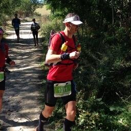 Financiero, abogado especialista en Derecho del Deporte y Consultoría, exjugador y amante del baloncesto, corredor de trail y triatleta