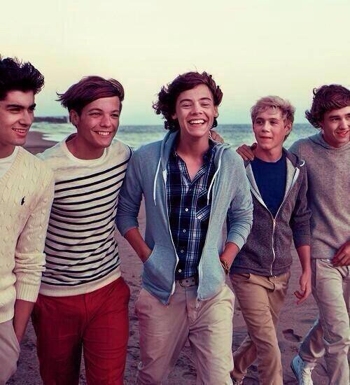 Go follow @1DJB4ever_ because she gave you this free follow