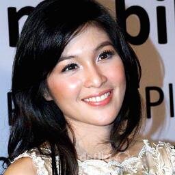 i am Sandra dewi, love for you