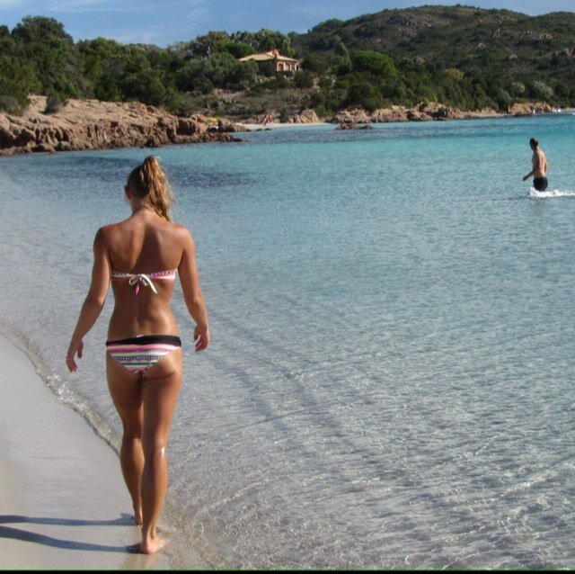 loulouchou22's profile picture. 