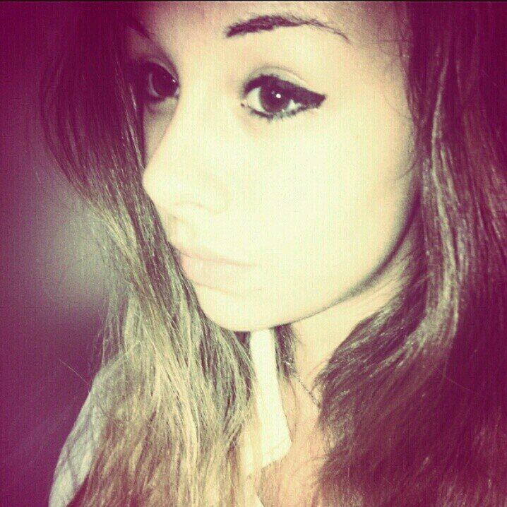 alexinamitica's profile picture. i love singing ♥ segui e seguo!! original for ever ♡♡