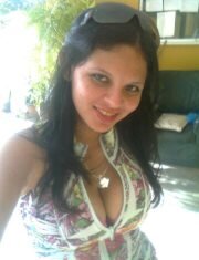 soy de venezuela, barquisimeto.. vivo en chichiriviche estado falcon, estoy casada y tengo una bebe que es mi vida