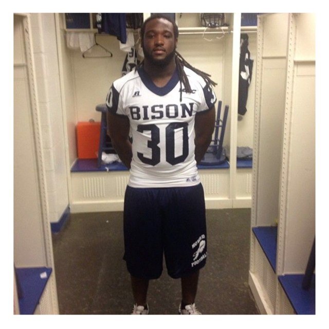 #JetLifeToTheNextLife
-Birthday Dec.8
-18
-Sagittarius
-Play Football
-HHS C/O (2013)
-Kik: Same as Insta