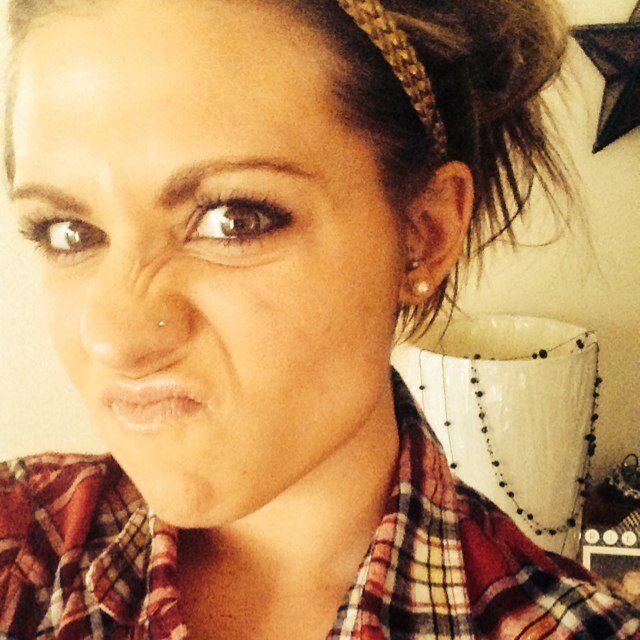 _ashley_laurel_'s profile picture. 