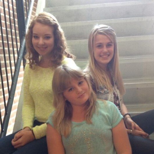 Xx_debbiexX's profile picture. 